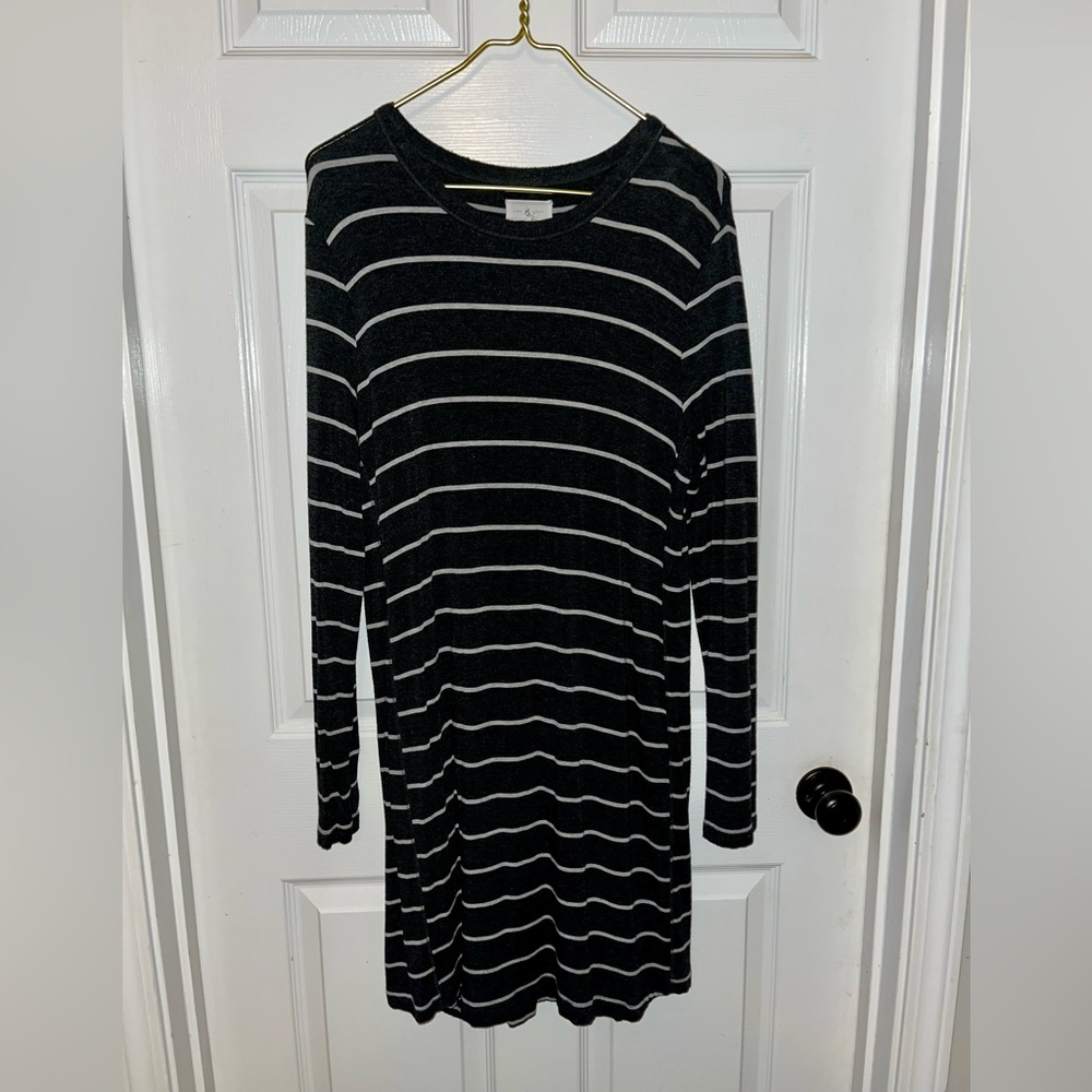Lou & Grey dress size L